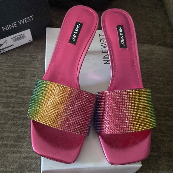 Nine West DonnaH 5 Dark Pink Size 8.5 - Picture 3 of 4